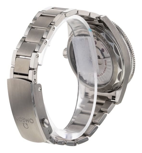 Omega Seamaster 300 234.30.41.21.03.001 Image 3